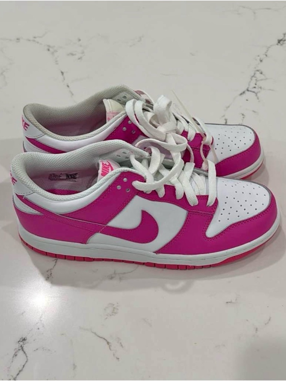 Nike Kids White and Hot Pink Low-Top Sneakers